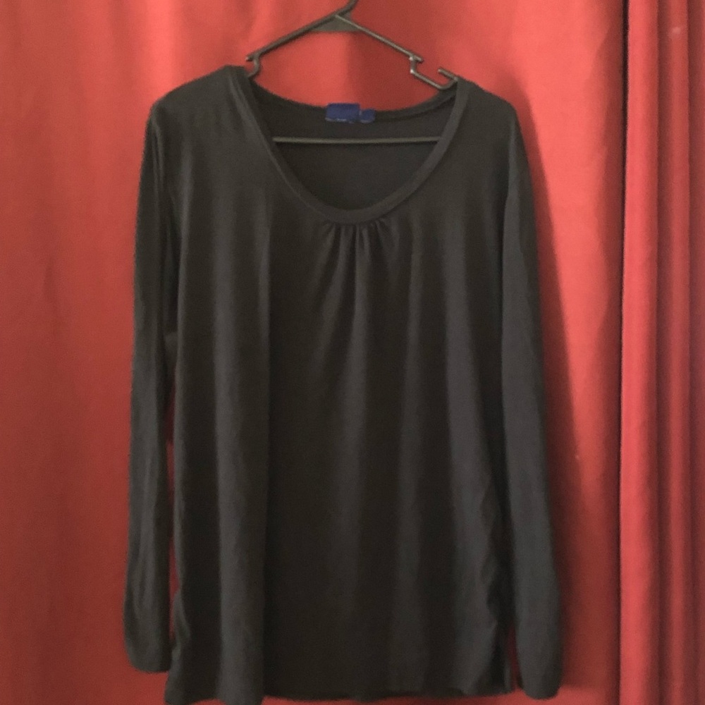 LONG SLEEVE BLACK SHIRT